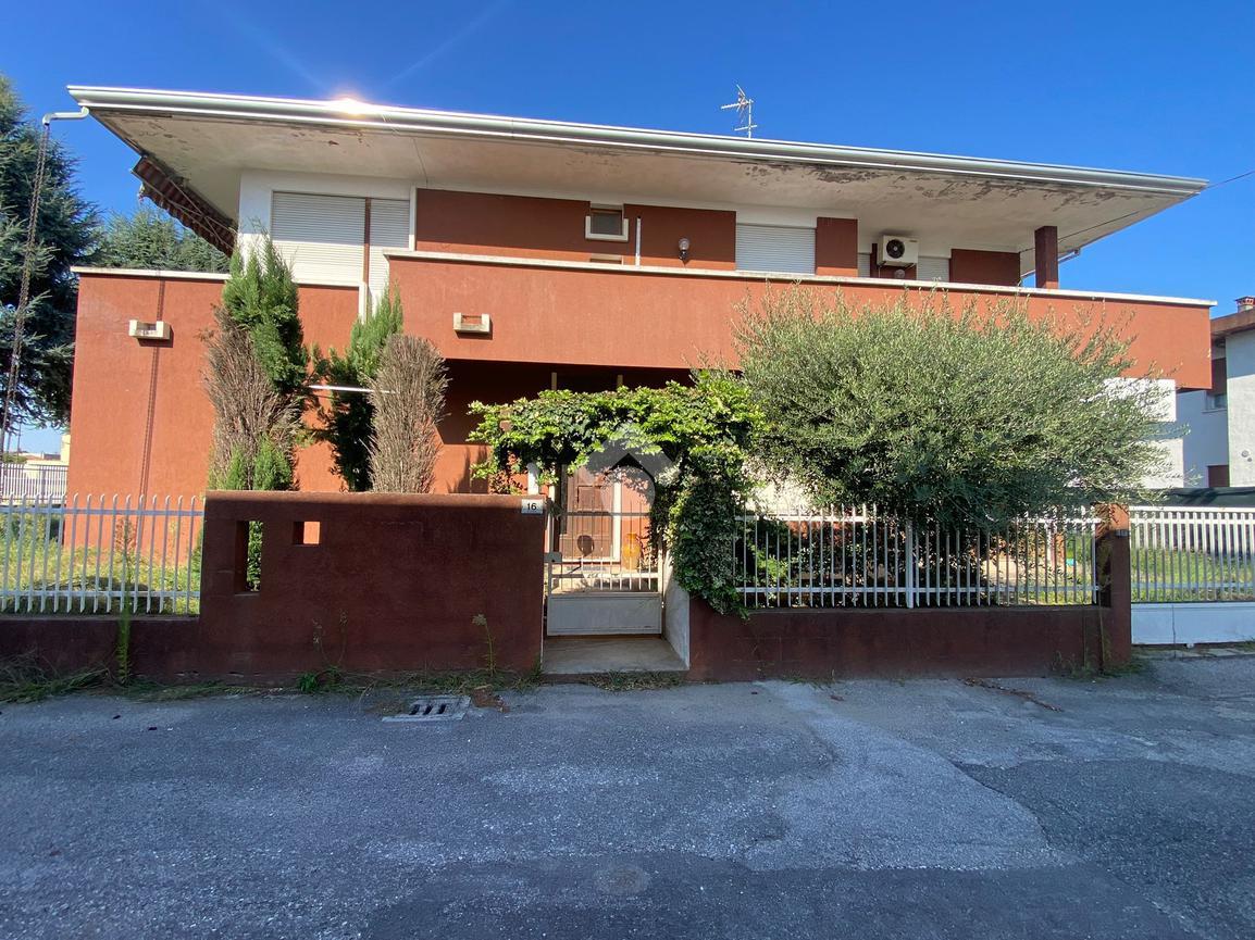 9-Zimmer Villa in Cavarzere, Italy, Nr. 157551