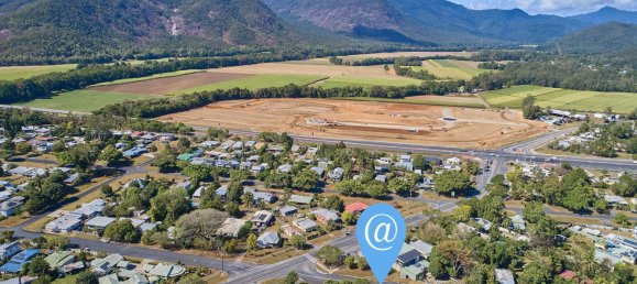 5 bedrooms House in Gordonvale, Australia No. 202 3