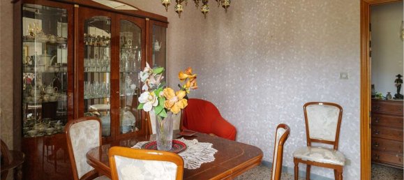 4 rooms Apartment in Salerno, Italy No. 96035 9