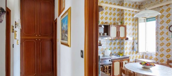 4 rooms Apartment in Salerno, Italy No. 96035 16