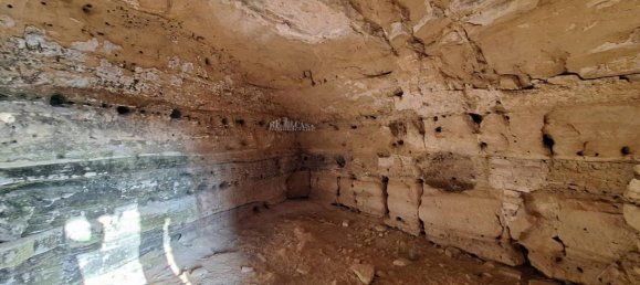 3 rooms House in Massignano, Italy No. 65220 17