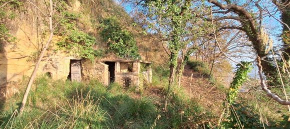 3 rooms House in Massignano, Italy No. 65220 21