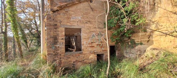 3 rooms House in Massignano, Italy No. 65220 16