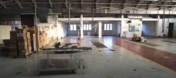 5 rooms Warehouse in Beinasco, Italy No. 105916 2