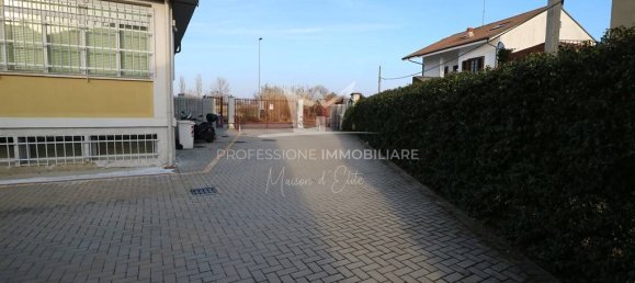 5 rooms Warehouse in Beinasco, Italy No. 105916 19