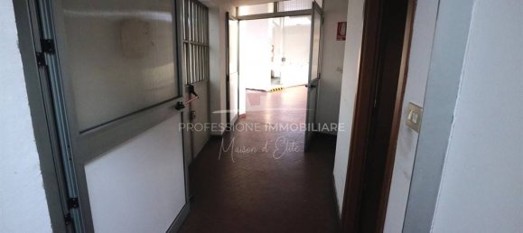 5 rooms Warehouse in Beinasco, Italy No. 105916 9