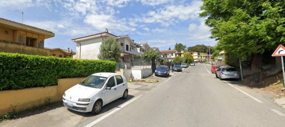 3 bedrooms Apartment in Rignano Flaminio, Italy No. 335780 3