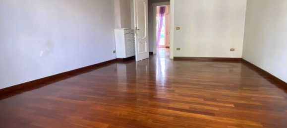 3 bedrooms Apartment in Rome, Italy No. 345133 7