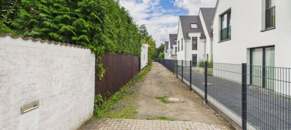 6 rooms Bungalow in Lower Saxony, Germany No. 336919 8