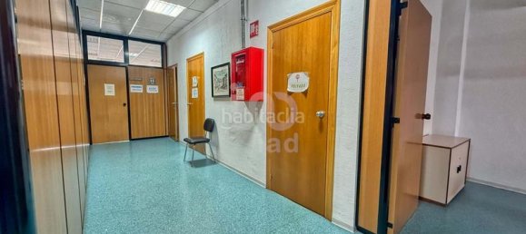 Здание 8738м² в Кастельон-де-ла-Плана, Испания № 135878 23