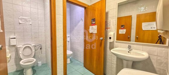 Здание 8738м² в Кастельон-де-ла-Плана, Испания № 135878 11