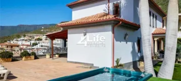 4 bedrooms House in Adeje, Spain No. 126297 2