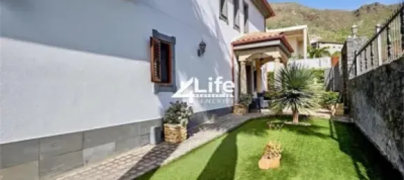4 bedrooms House in Adeje, Spain No. 126297 17