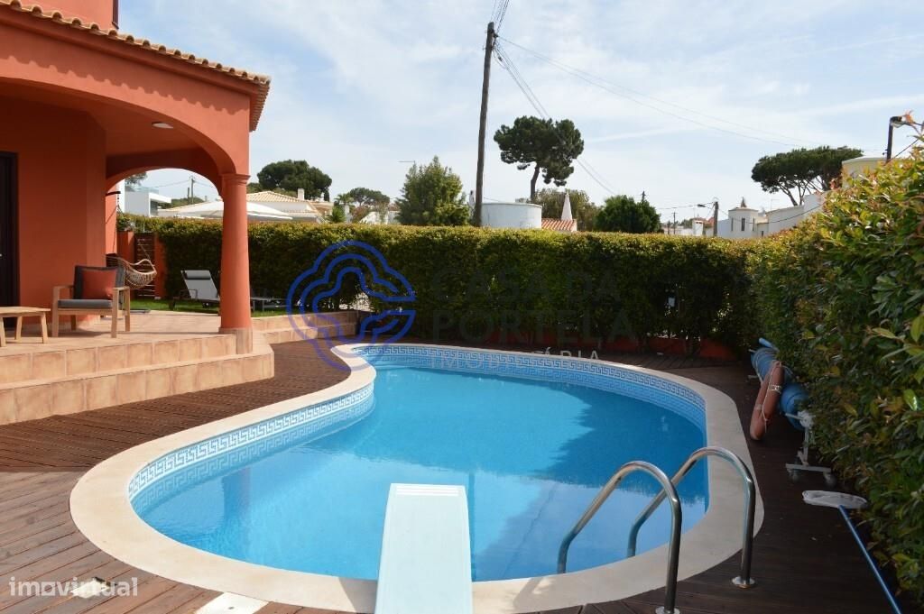 4 bedrooms House in Quarteira, Portugal No. 103857