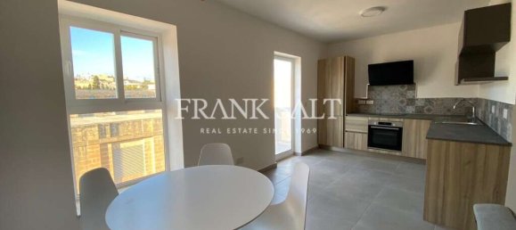 Apartamento T2 em Gzira, Malta N.º 9947 4