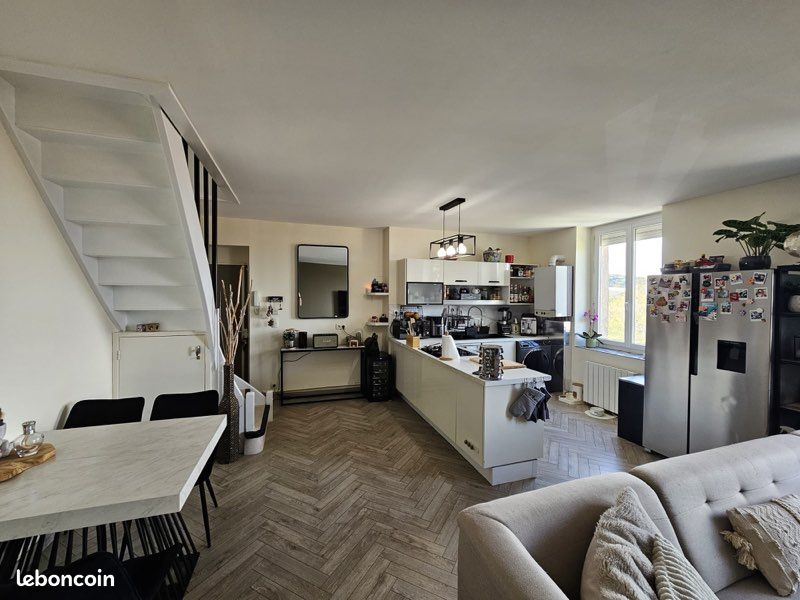 2 bedrooms Duplex in Saint-Etienne, France No. 316548