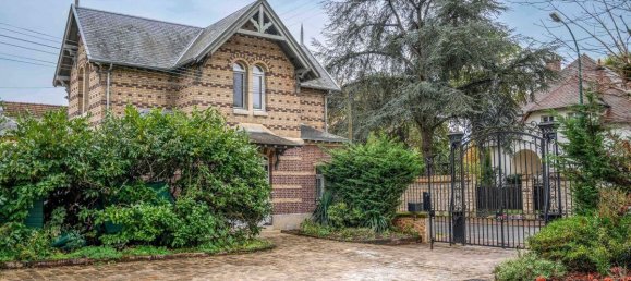 12 bedrooms House in Le Vesinet, France No. 163904 23