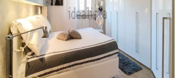 8 rooms House in Carrara, Italy No. 48158 7