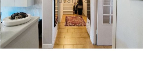 8 rooms House in Carrara, Italy No. 48158 6