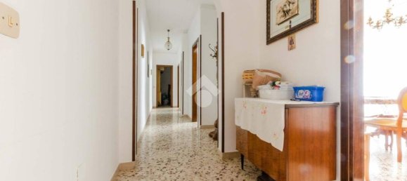 Apartamento de 2 dormitorios en Gioia del Colle, Italy No. 114797 2