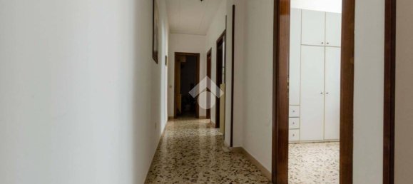 Apartamento de 2 dormitorios en Gioia del Colle, Italy No. 114797 14
