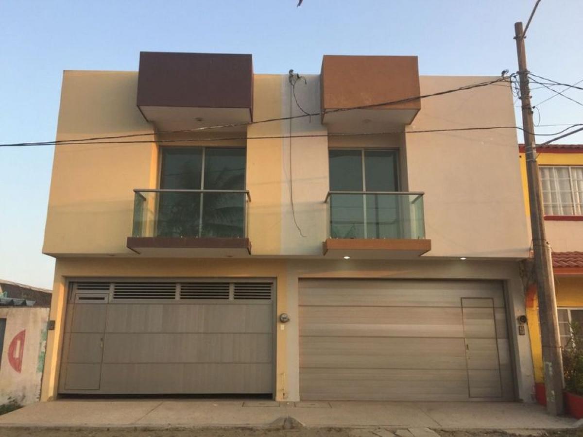 Casa de 3 dormitorios en Veracruz, Mexico No. 207572