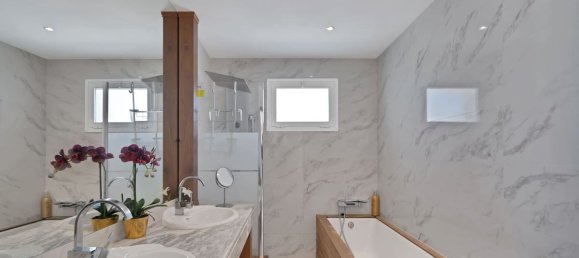 4 Schlafzimmer Villa in Marbella, Spain, Nr. 180830 22