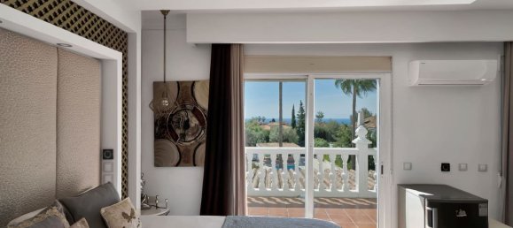4 Schlafzimmer Villa in Marbella, Spain, Nr. 180830 20