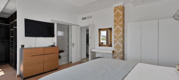 4 Schlafzimmer Villa in Marbella, Spain, Nr. 180830 21