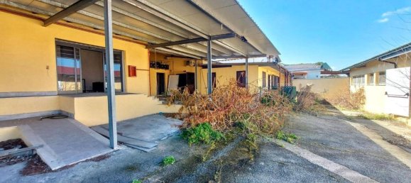 10 rooms Building in Rome, Italy No. 222190 3