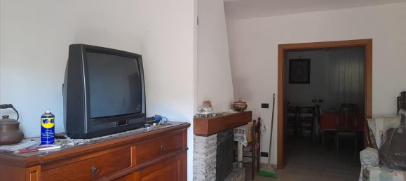 12-salle Maison à Castiglione del Lago, Italy No. 149523 12