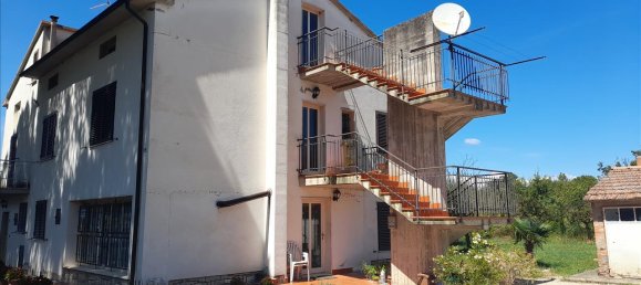 12-salle Maison à Castiglione del Lago, Italy No. 149523 17