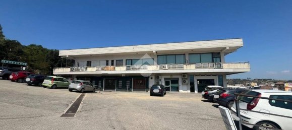 2 rooms Commercial property in Montalto Uffugo, Italy No. 159837 6