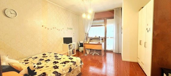 Квартира с 4 спальнями в Бари, Италия № 22873 7