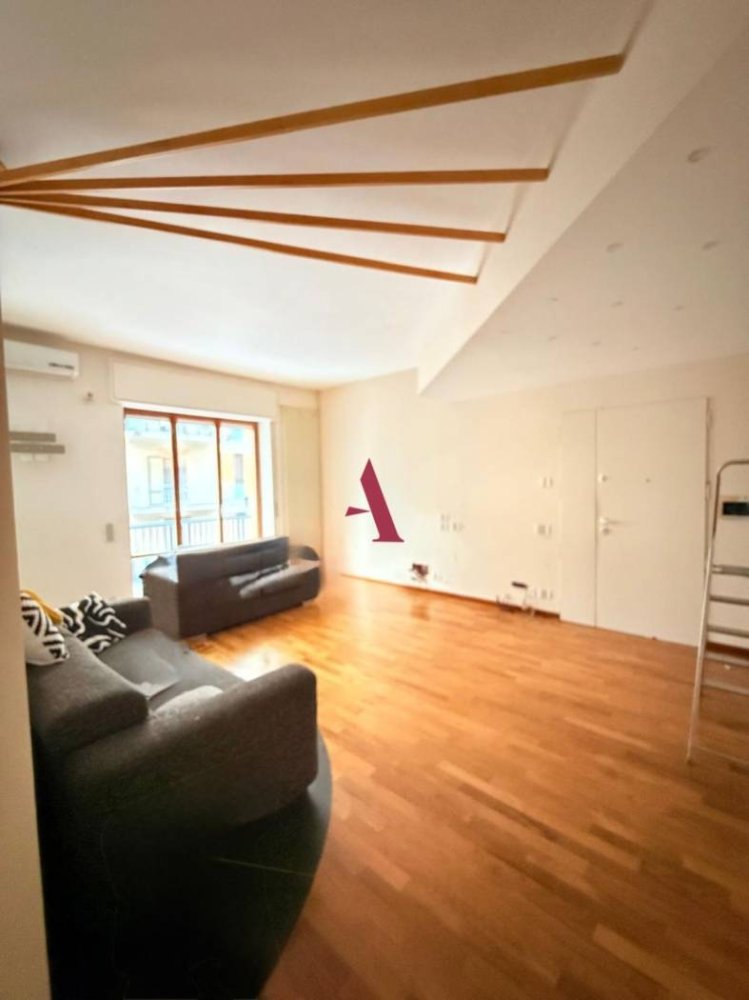 Apartamento T2 em Avellino, Italy N.º 262083