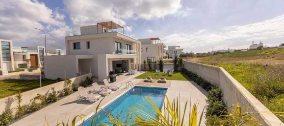 Вилла с 3 спальнями в Пернера, Кипр № 11569 7