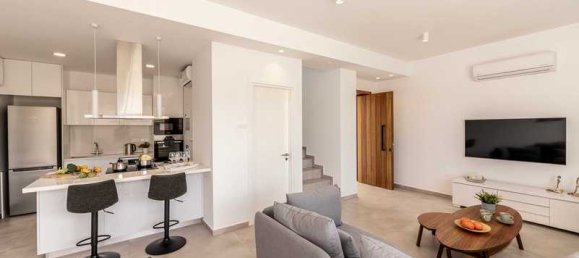 Вилла с 3 спальнями в Пернера, Кипр № 11569 3