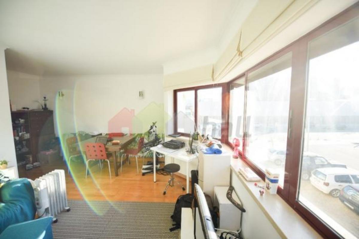 Studio in Lisbon, Portugal No. 4053