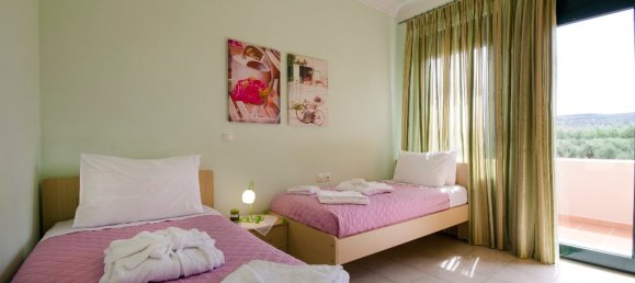 4 bedrooms Villa in Platanias, Greece No. 4358 12