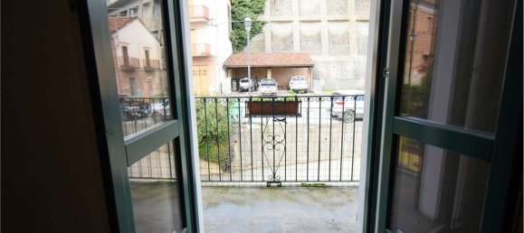 8 rooms House in Montaldo Roero, Italy No. 157893 29