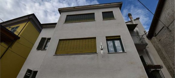 8 rooms House in Montaldo Roero, Italy No. 157893 38