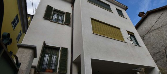 8 rooms House in Montaldo Roero, Italy No. 157893 44