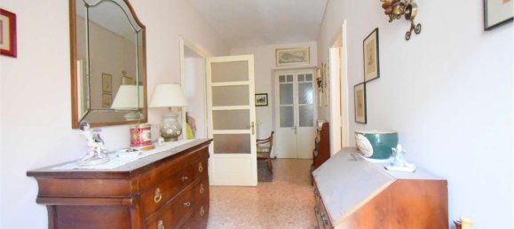 8 rooms House in Montaldo Roero, Italy No. 157893 9