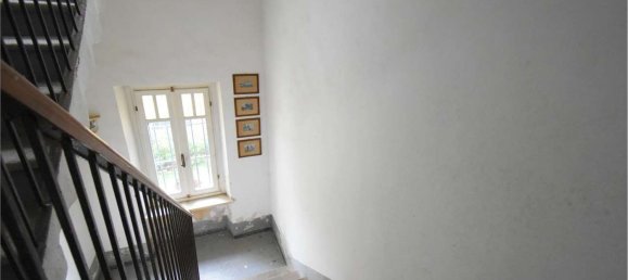 8 rooms House in Montaldo Roero, Italy No. 157893 13