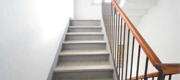 8 rooms House in Montaldo Roero, Italy No. 157893 14