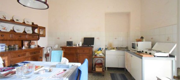 8 rooms House in Montaldo Roero, Italy No. 157893 10