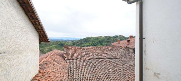 8 rooms House in Montaldo Roero, Italy No. 157893 26