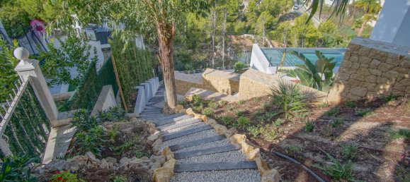 5 Schlafzimmer Villa in Altea, Spain, Nr. 9695 21