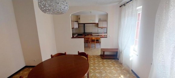 5 bedrooms House in Udine, Italy No. 326651 4