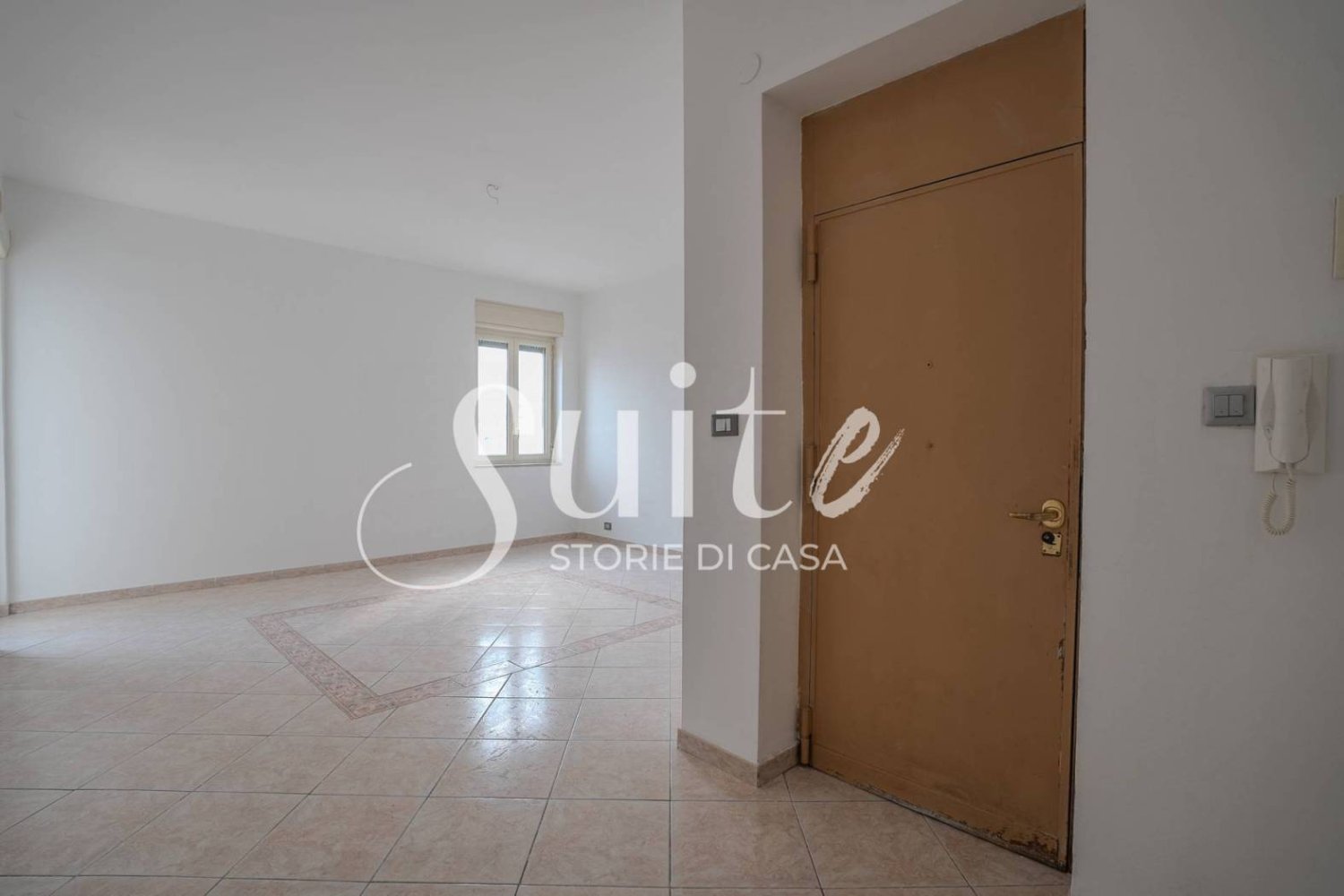 3 bedrooms Apartment in Palermo, Italy No. 222549